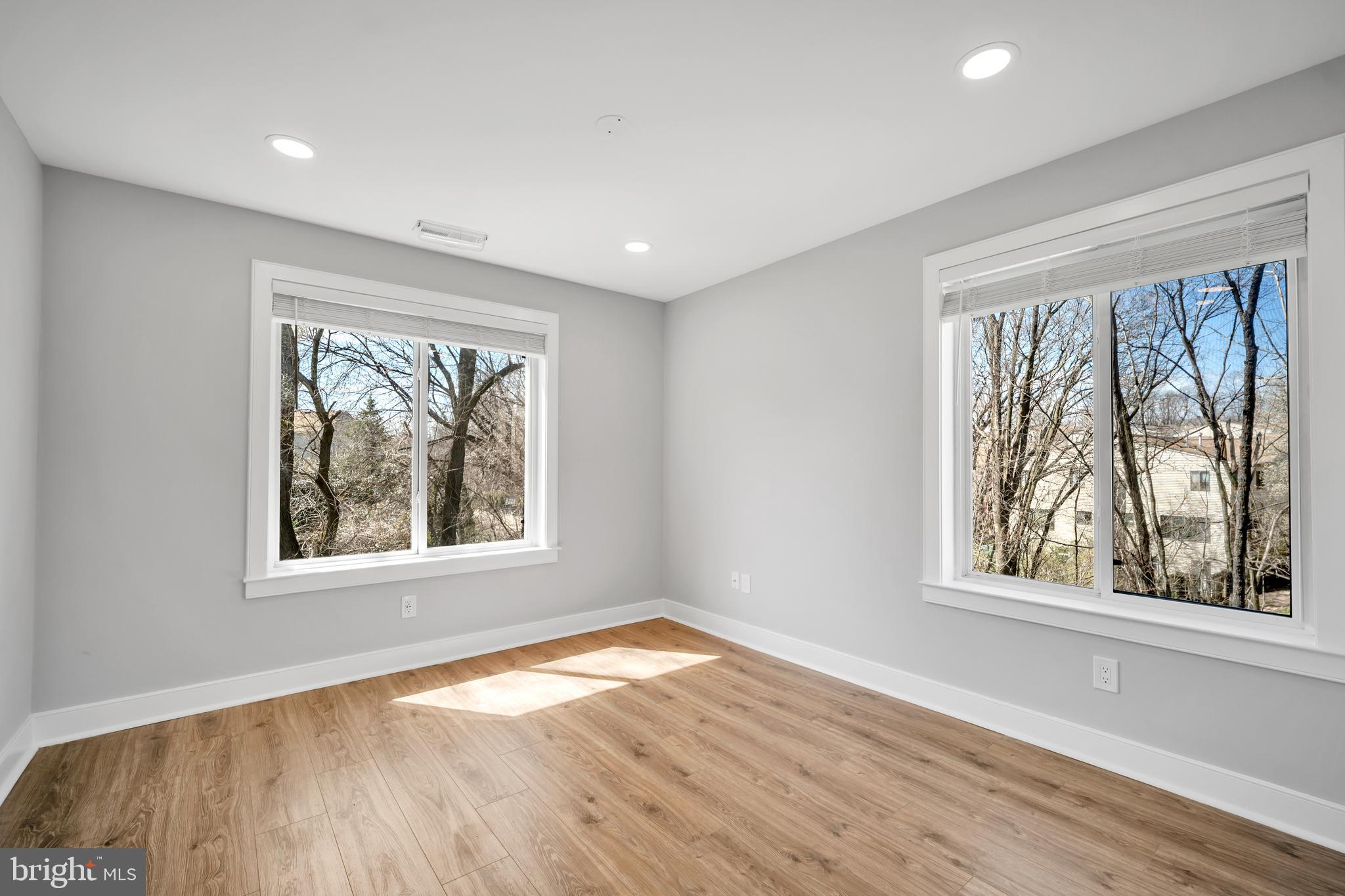 1630 Welsh Road, Unit 40E Philadelphia, PA 19115 - Photo 13 of 23