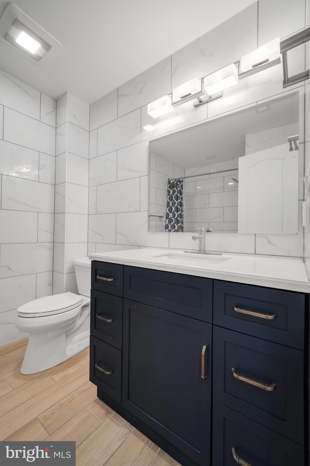 1630 Welsh Road, Unit 40E Philadelphia, PA 19115 - Photo 15 of 23