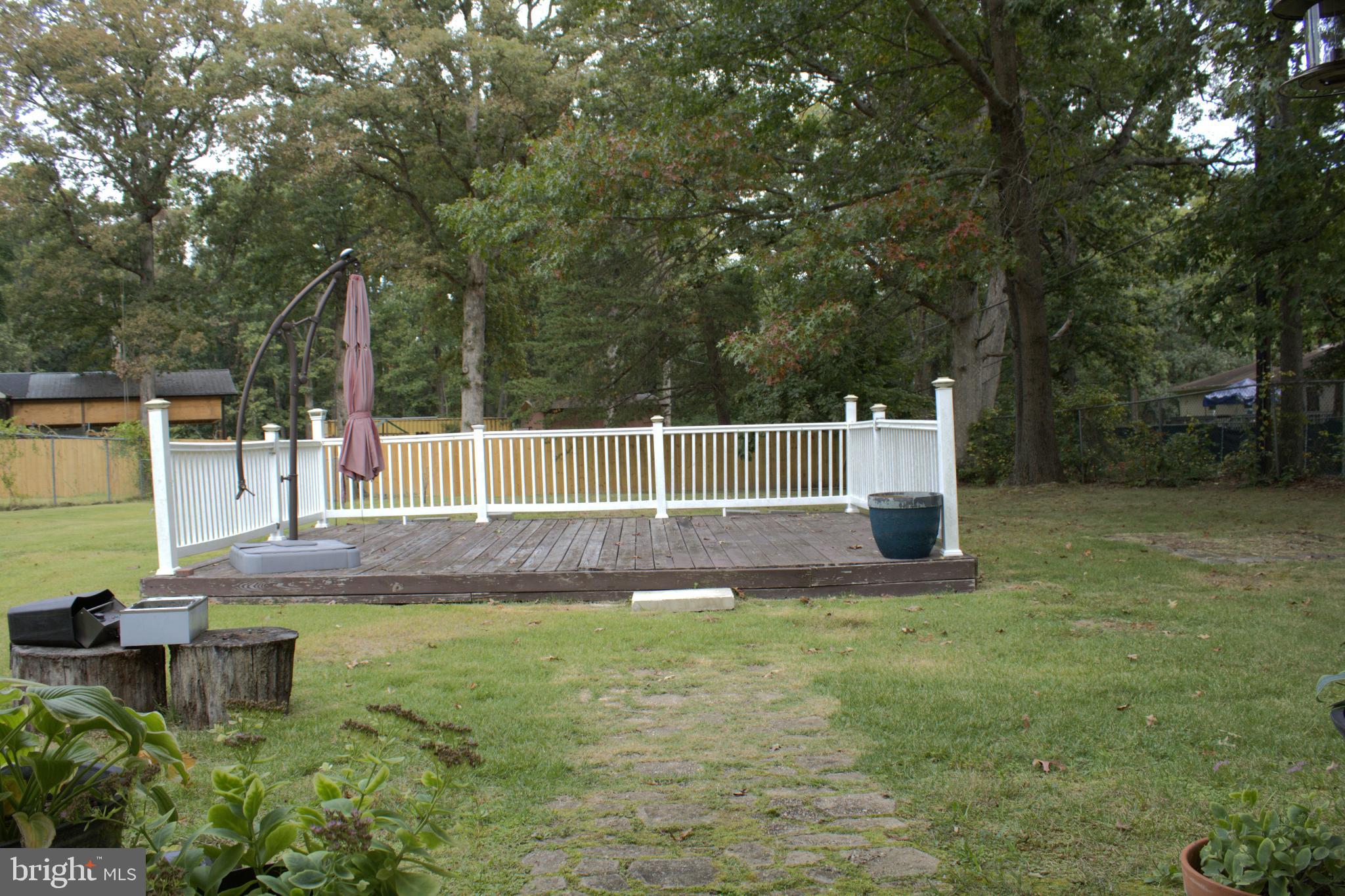 3910 Oaklawn Road Fort Washington, MD 20744 - Photo 17 of 17 a view of a backyard