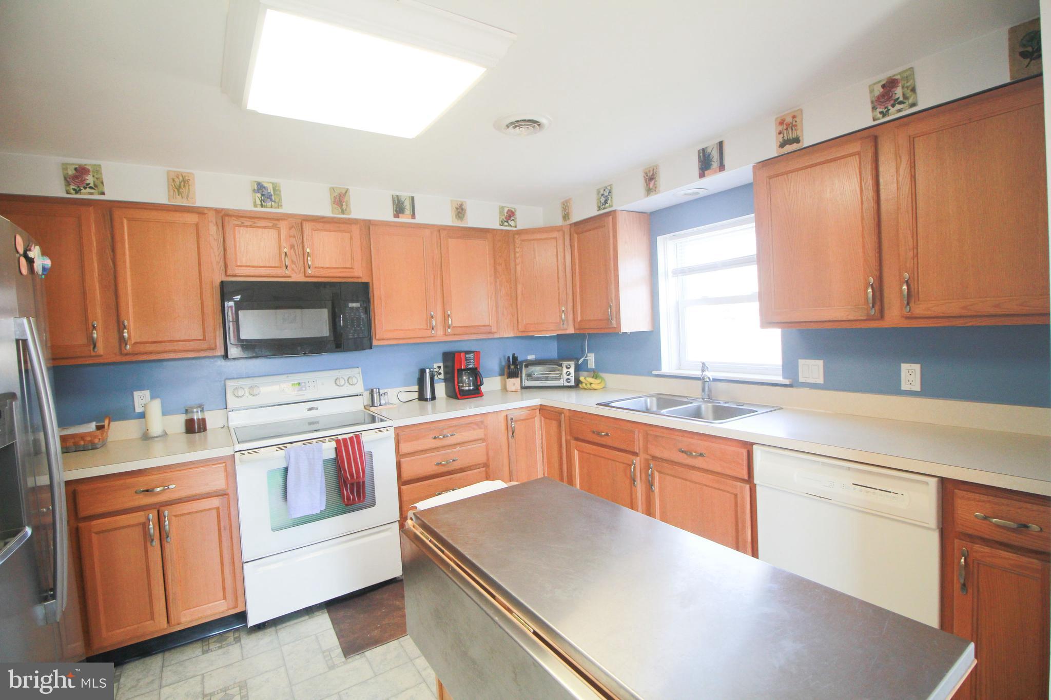 2154 Cecilton Warwick Road Warwick, MD 21912 - Photo 26 of 44 Kitchen