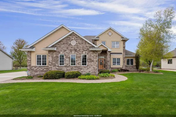 $599,900 | 3025 White Birch Street, Kaukauna, WI 54130