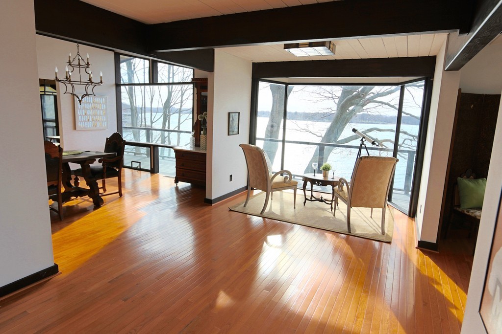 19 Neptune Road Marblehead, MA 01945 - Photo 4 of 16 a living room with furniture and a flat screen tv