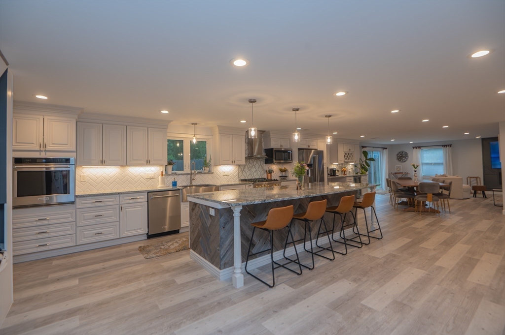 26 North Shetland Road Danvers, MA 01923 - Photo 13 of 38 Gallery Image 13