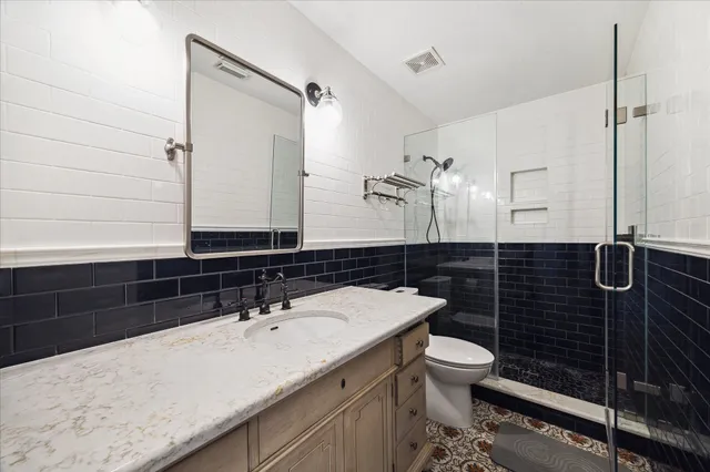 $4,500 | 4303 Pensacola Oaks Lane, Sugar Land, TX 77479