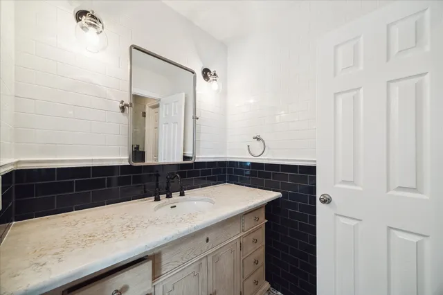 $4,500 | 4303 Pensacola Oaks Lane, Sugar Land, TX 77479