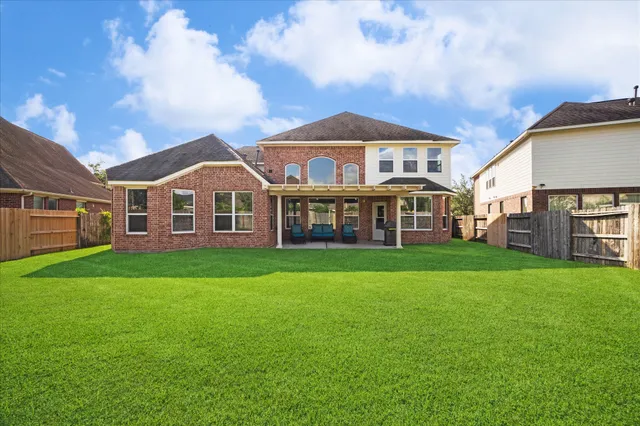$4,500 | 4303 Pensacola Oaks Lane, Sugar Land, TX 77479