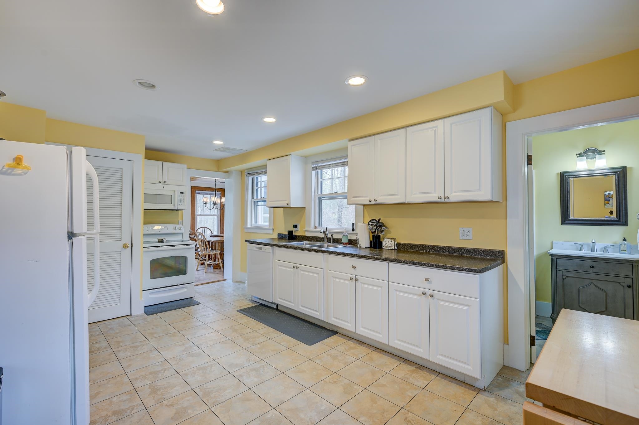 37 Cranmore Road North Conway, NH 03860 - Photo 17 of 39