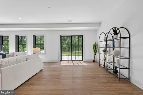 $2,899,000 | 6405 Olmi Landrith Drive, Alexandria, VA 22307
