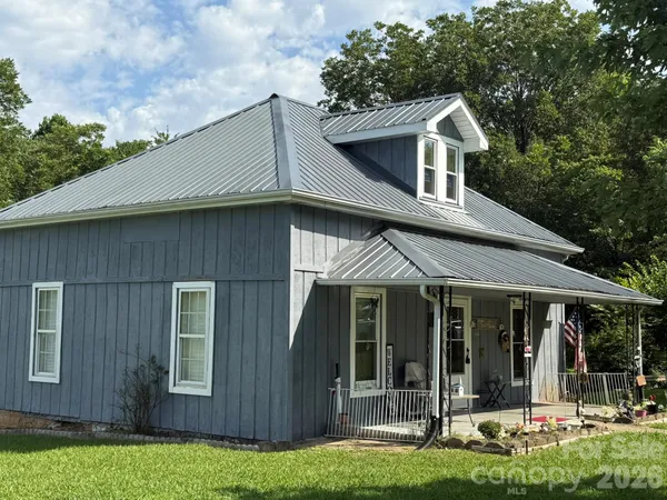 $199,000 | 304 Old State Highway 10 West, Hildebran, NC 28637