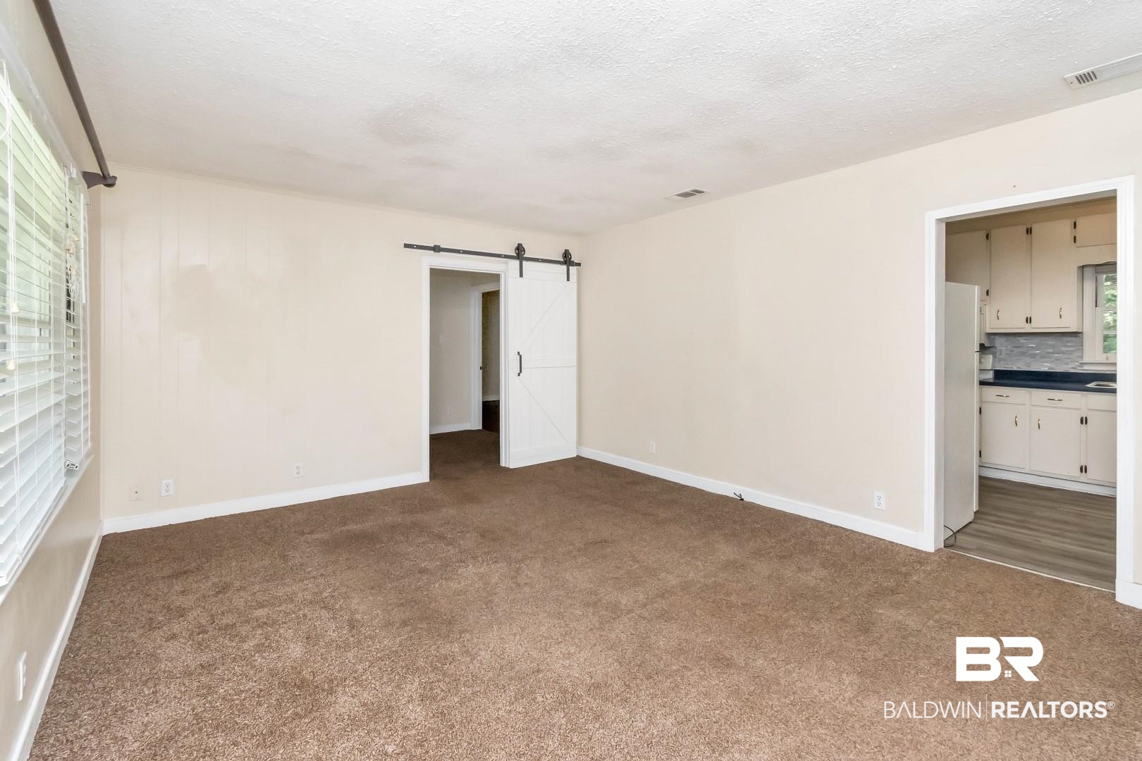 102 Blacksher Court Mobile, AL 36606 - Photo 5 of 23