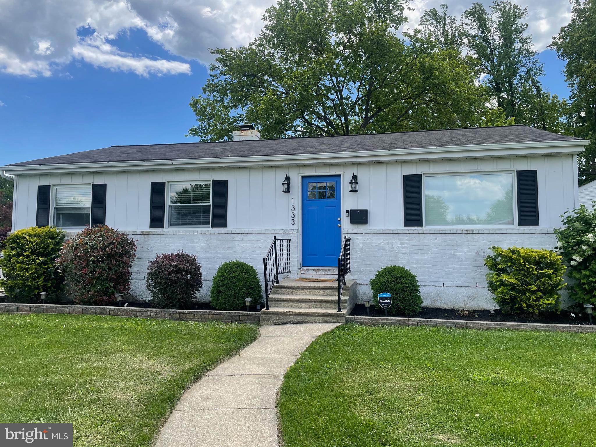 1333 Westburn Road Baltimore, MD 21228 - Photo 1 of 32 Welcome to Westview Park's Best