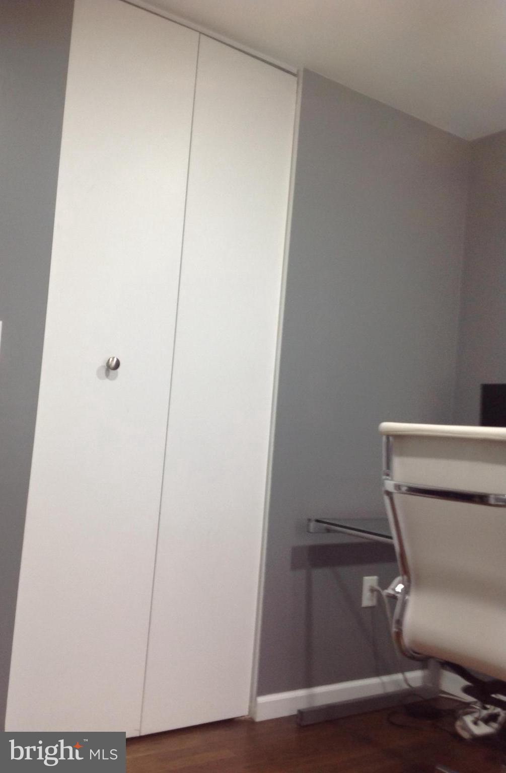 1333 Westburn Road Baltimore, MD 21228 - Photo 21 of 32 Good size closet