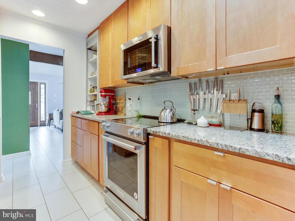 504 Southview Drive Riva, MD 21140 - Photo 8 of 49 Gallery Image 8