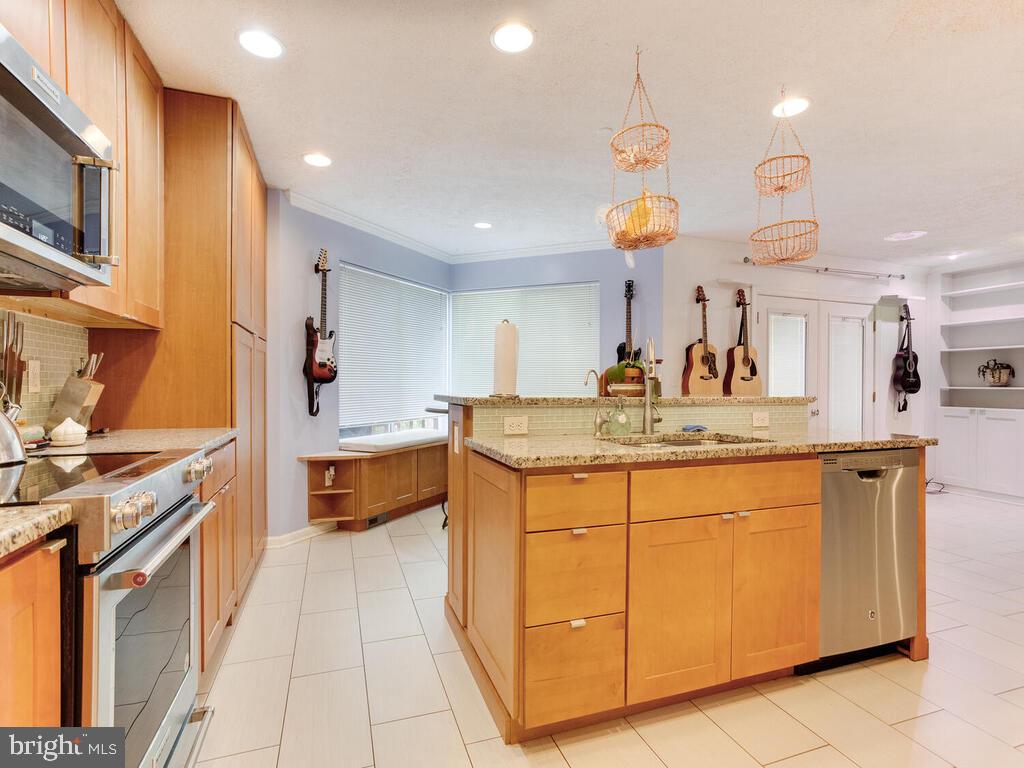 504 Southview Drive Riva, MD 21140 - Photo 10 of 49 Gallery Image 10