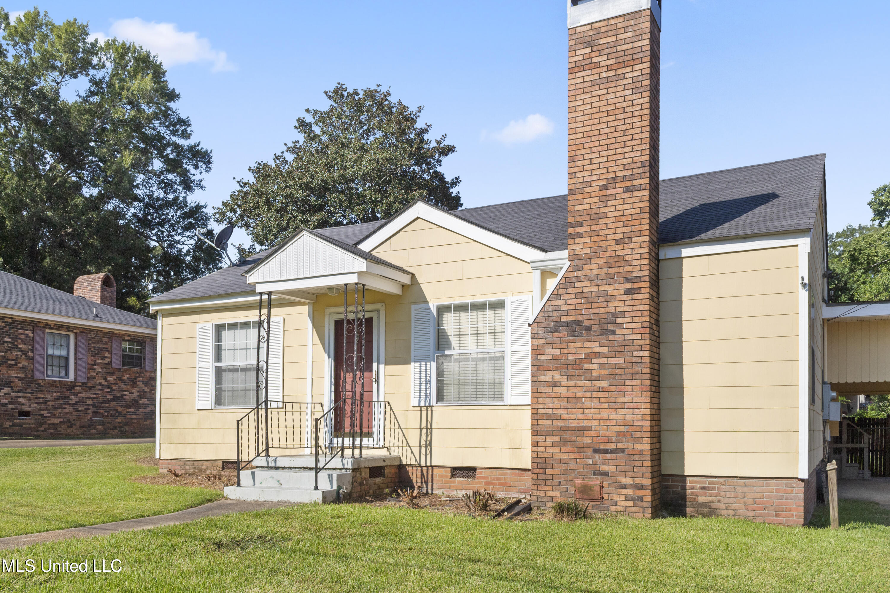 515 Lakeview Avenue McComb, MS 39648 - Photo 5 of 31 5