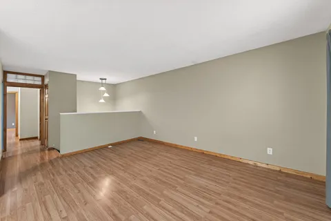 $235,000 | 12206 Oak Leaf Circle, Burnsville, MN 55337