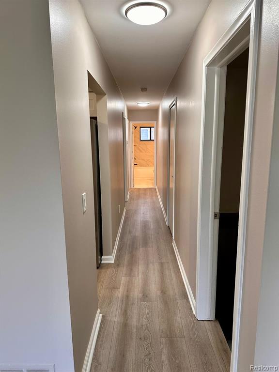 406 North Alice Avenue Rochester, MI 48307 - Photo 14 of 19