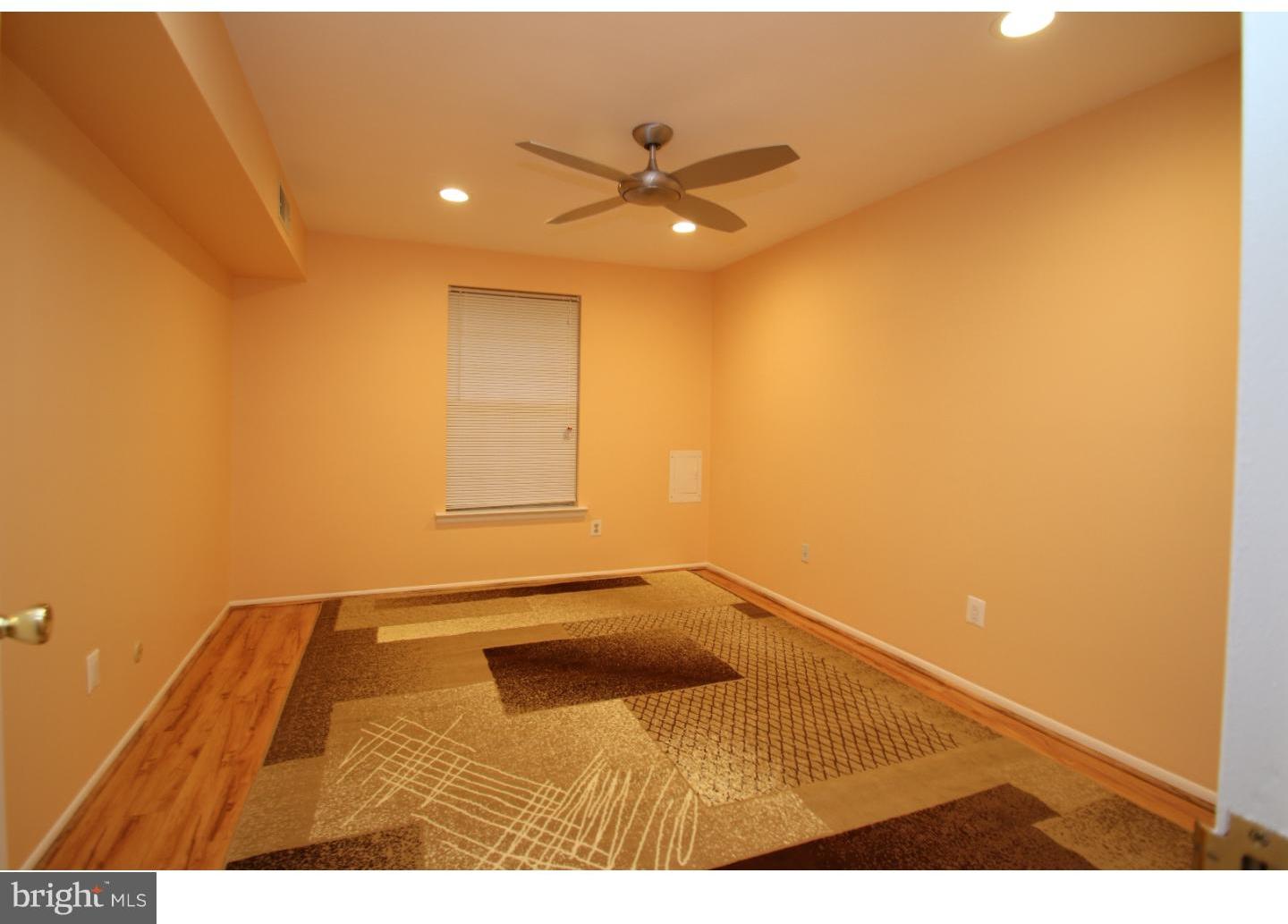 441 Tomlinson Road, Unit E16 Philadelphia, PA 19116 - Photo 2 of 17