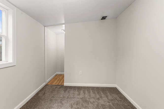 607 North James Street Champaign, IL 61821 - Photo 21 of 26