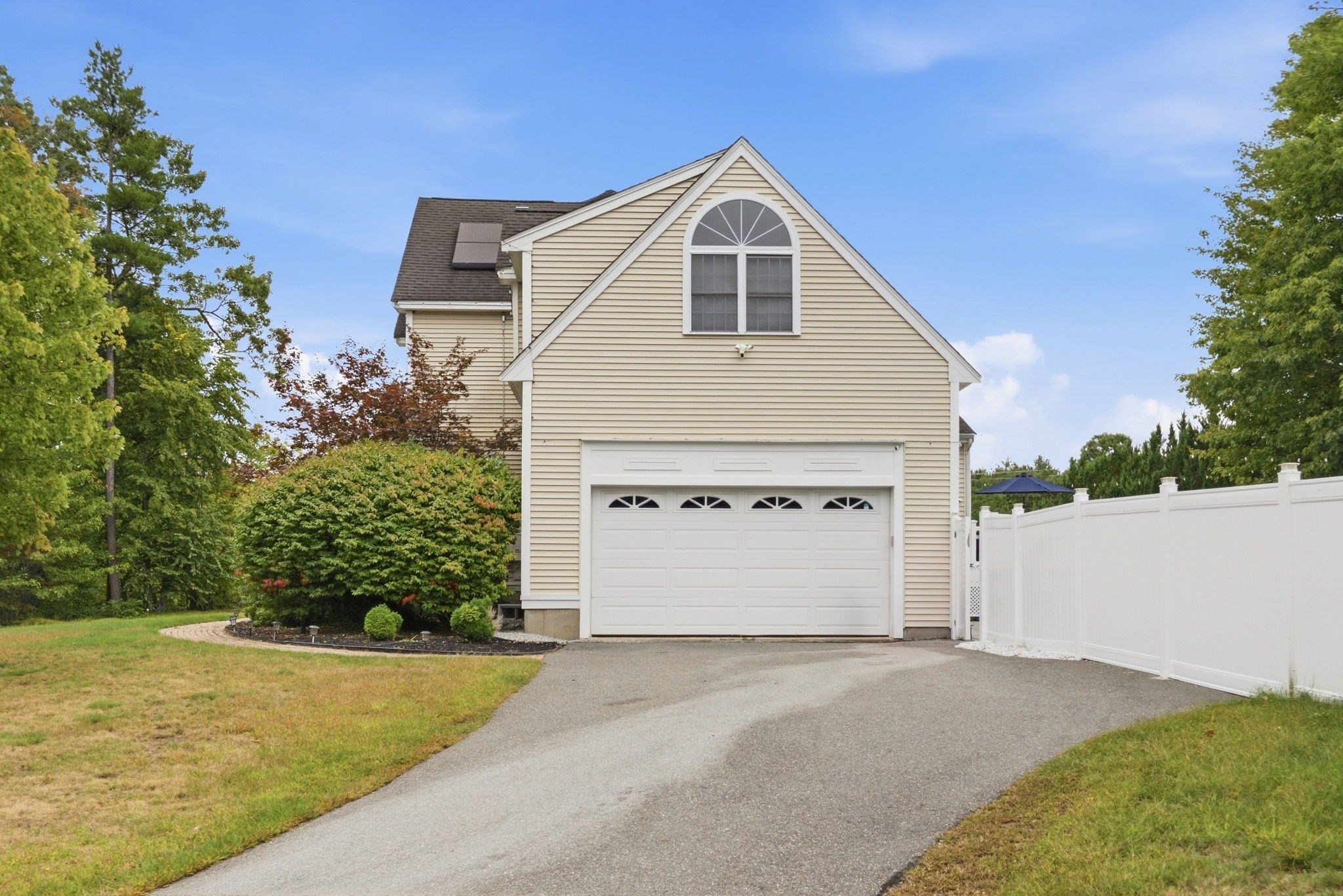 18 Loon Hill Road Ayer, MA 01432 - Photo 2 of 42 Gallery Image 2