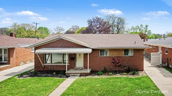 $279,900 | 1797 Newman Street, Trenton, MI 48183