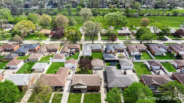 $279,900 | 1797 Newman Street, Trenton, MI 48183