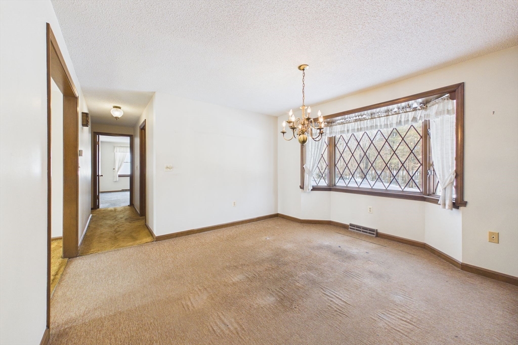 16 Sesame Drive Chicopee, MA 01020 - Photo 14 of 37