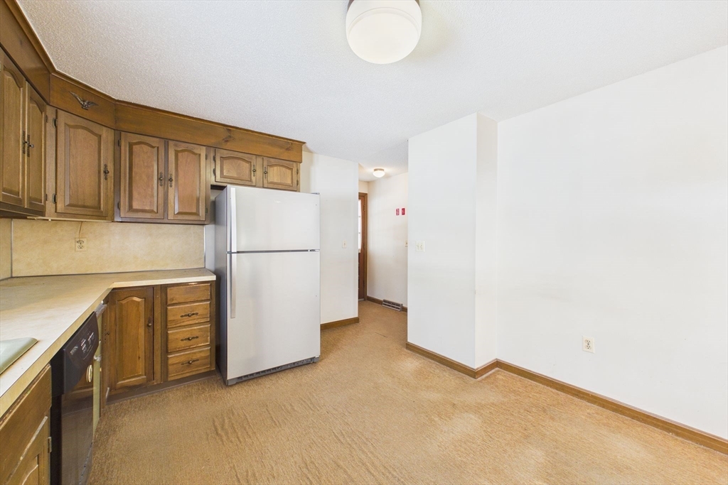 16 Sesame Drive Chicopee, MA 01020 - Photo 16 of 37