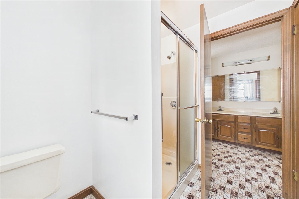 16 Sesame Drive Chicopee, MA 01020 - Photo 31 of 37