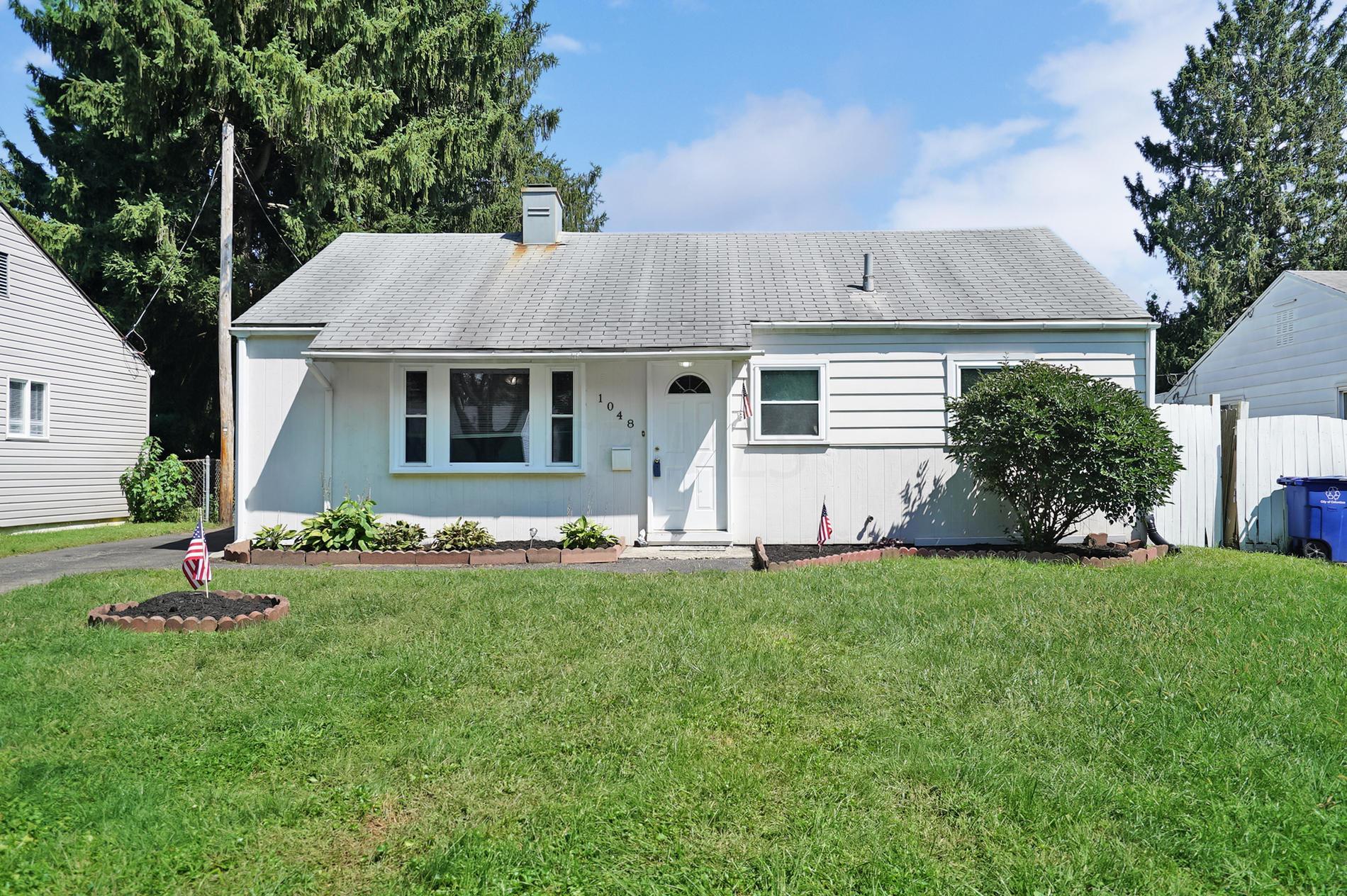 1048 South Hampton Road Columbus, OH 43227 - Photo 1 of 26 Gallery Image 1