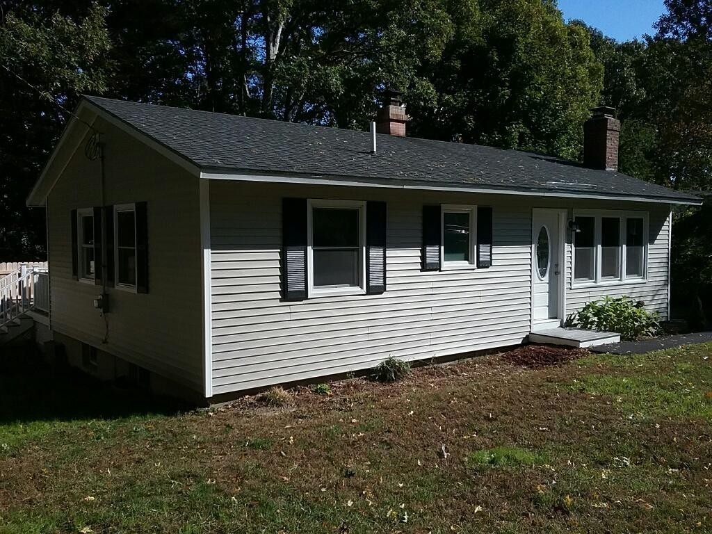 20 Larch Road Georgetown, MA 01833 - Photo 2 of 18 Gallery Image 2