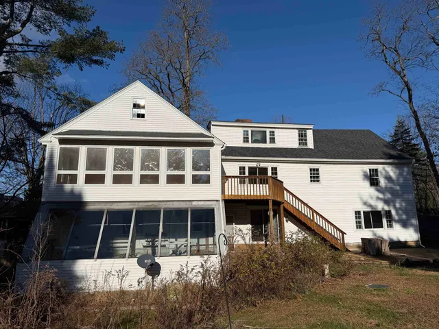 $695,000 | 10 On The Common, Lyme, NH 03768