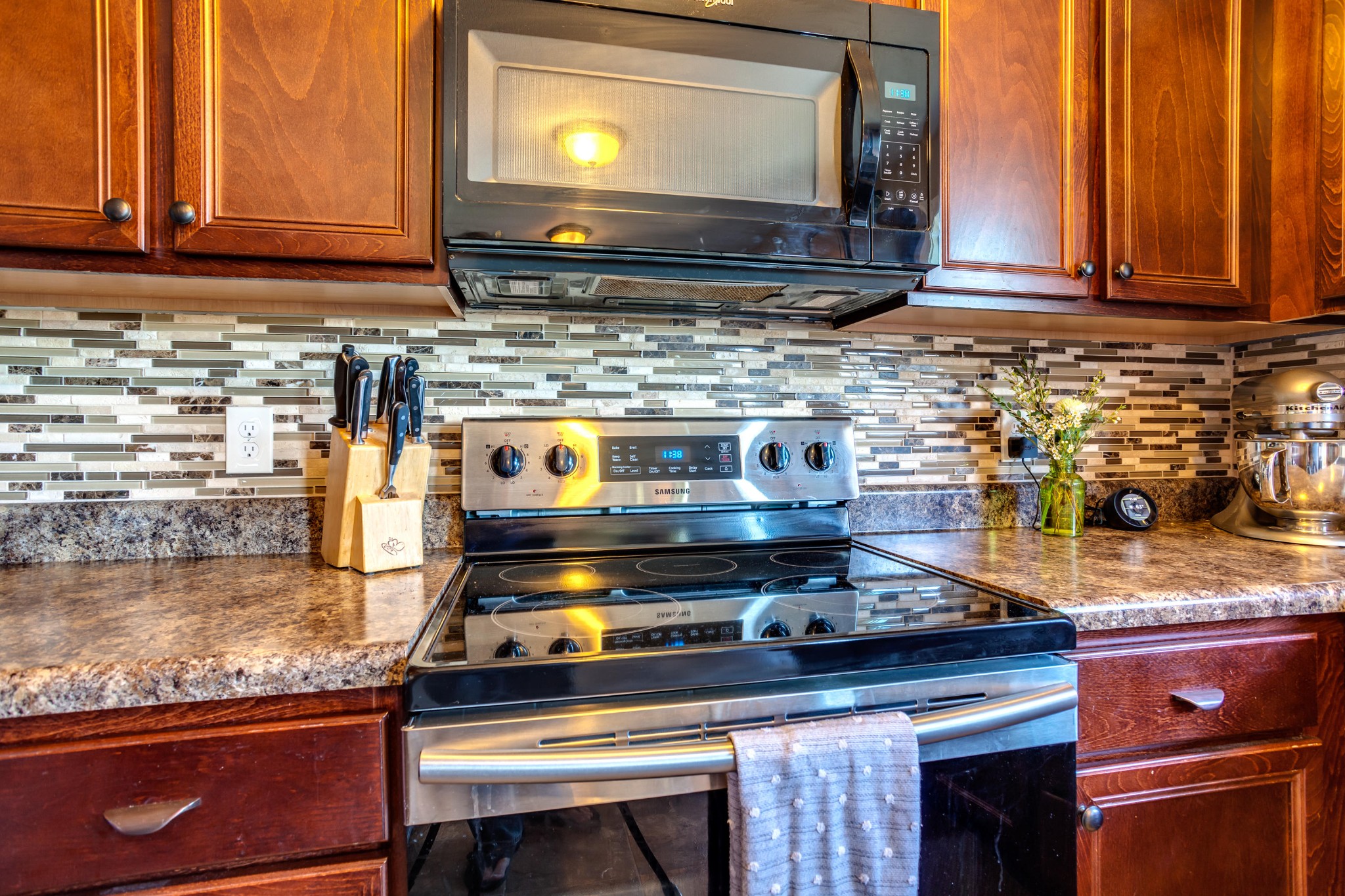 3435 Boulder Point Lane Powell, TN 37849 - Photo 11 of 36 Gallery Image 11