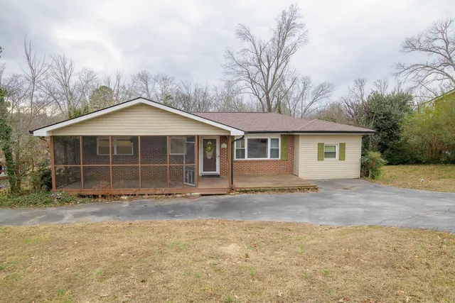 $259,900 | 8228 Pine Ridge Road, Ooltewah, TN 37363