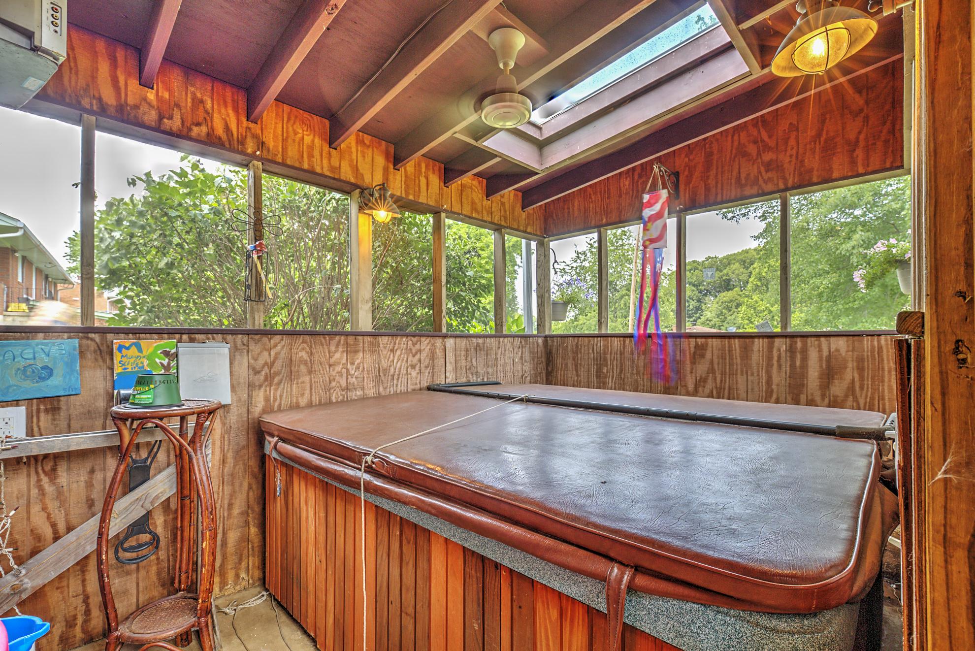 4417 Florist Road Roanoke, VA 24012 - Photo 21 of 28 Hot Tub room