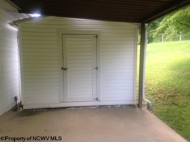 1814 Ryan Road Fairmont, WV 26554 - Photo 19 of 20 Gallery Image 19