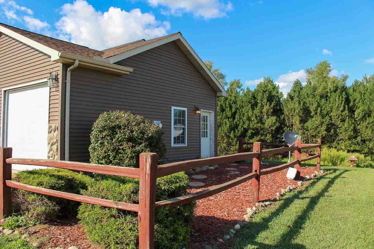 7045 East Jefferson Road Breckenridge, MI 48615 - Photo 40 of 50 1892881-39.JPG
