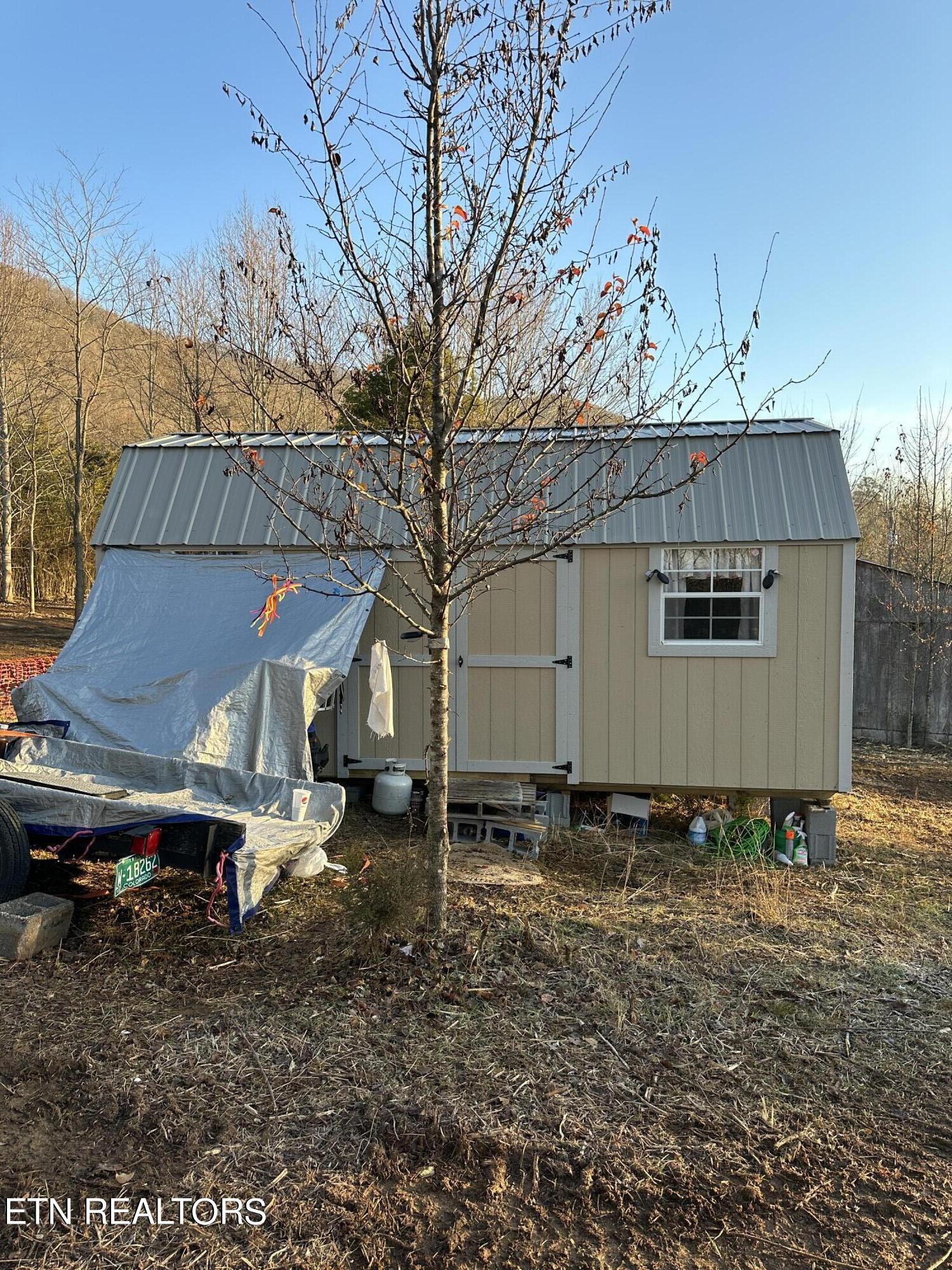 513 Rogers Road Speedwell, TN 37870 - Photo 3 of 18 IMG_3424 (2)