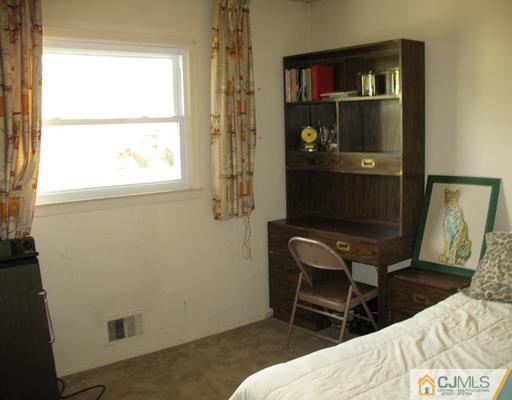 13 Tompkins Road East Brunswick, NJ 08816 - Photo 11 of 11 Gallery Image 11