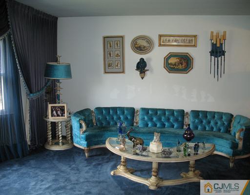 13 Tompkins Road East Brunswick, NJ 08816 - Photo 6 of 11 Gallery Image 6