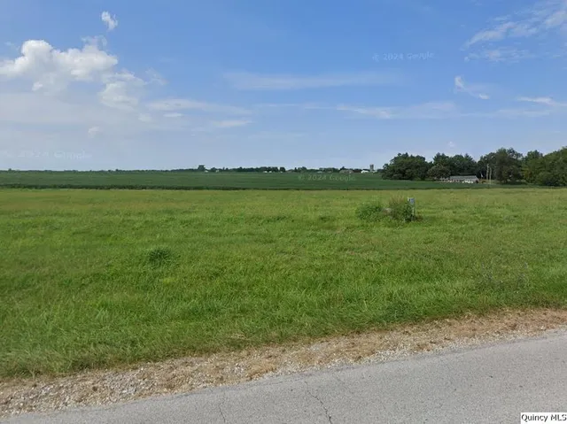 $16,500 | 326 Main, Camp Point, IL 62320