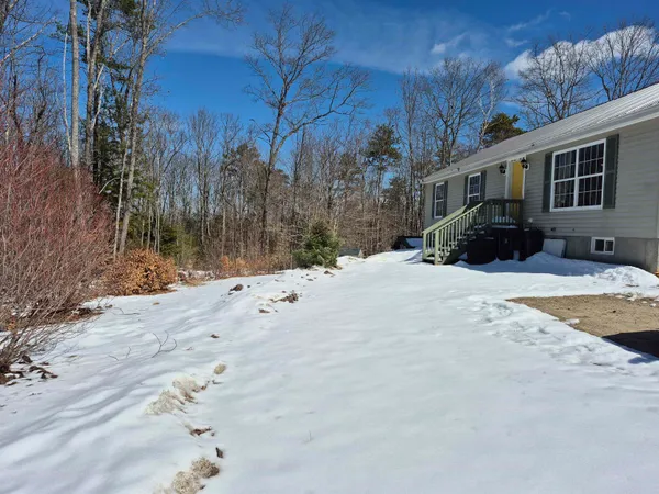 $415,000 | 115 Moody Road, Effingham, NH 03882