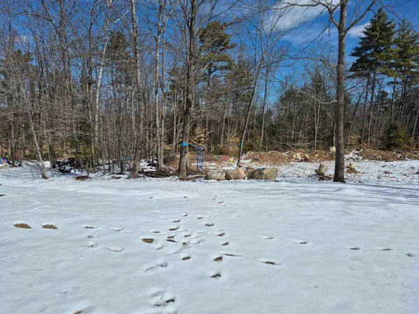 $415,000 | 115 Moody Road, Effingham, NH 03882