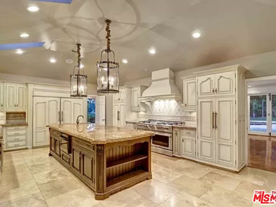 1681 Stone Canyon Road Los Angeles, CA 90077 - Photo 37 of 41
