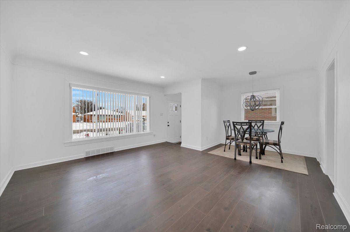 Spacious Living Room