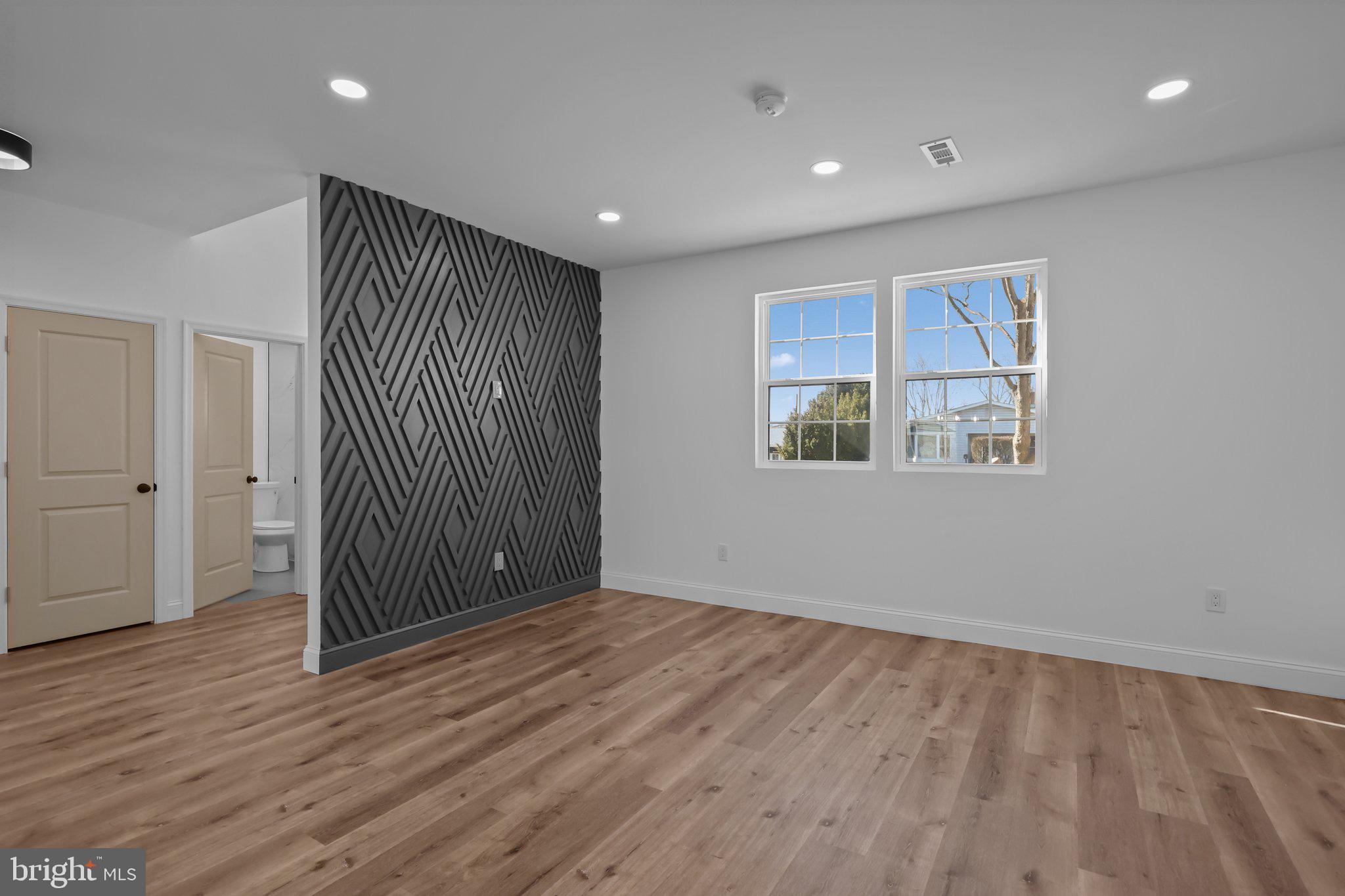 61 Gridiron Road Levittown, PA 19057 - Photo 17 of 49