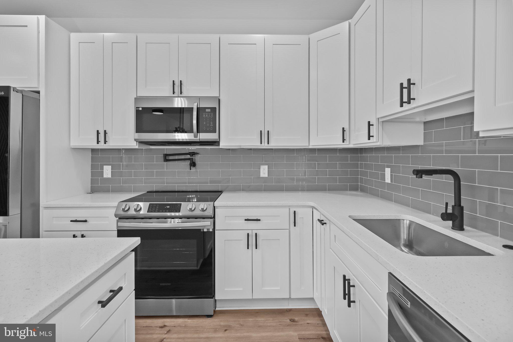61 Gridiron Road Levittown, PA 19057 - Photo 22 of 49