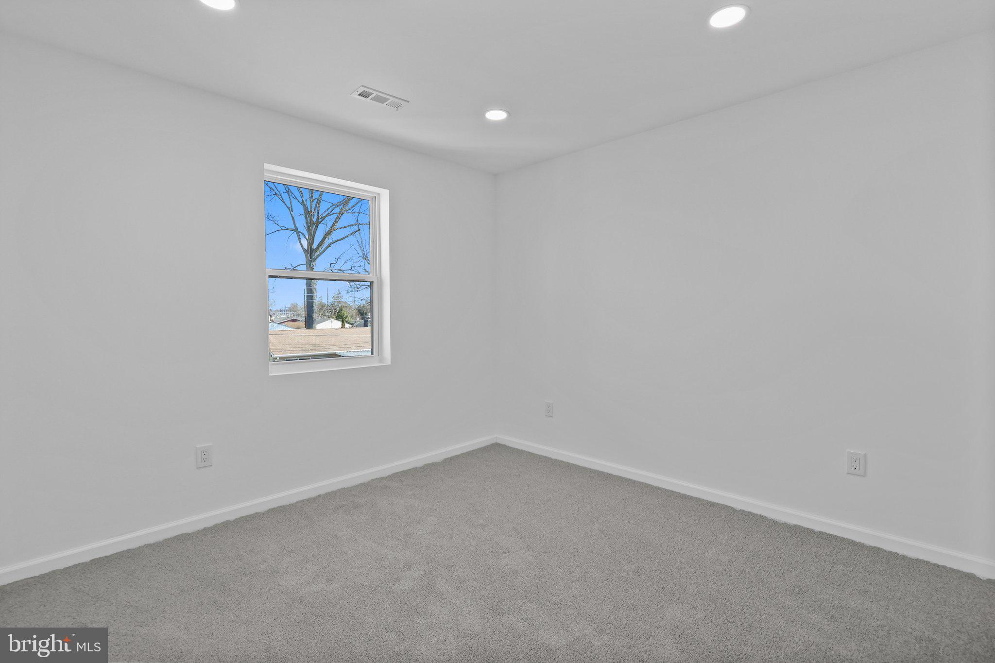 61 Gridiron Road Levittown, PA 19057 - Photo 27 of 49