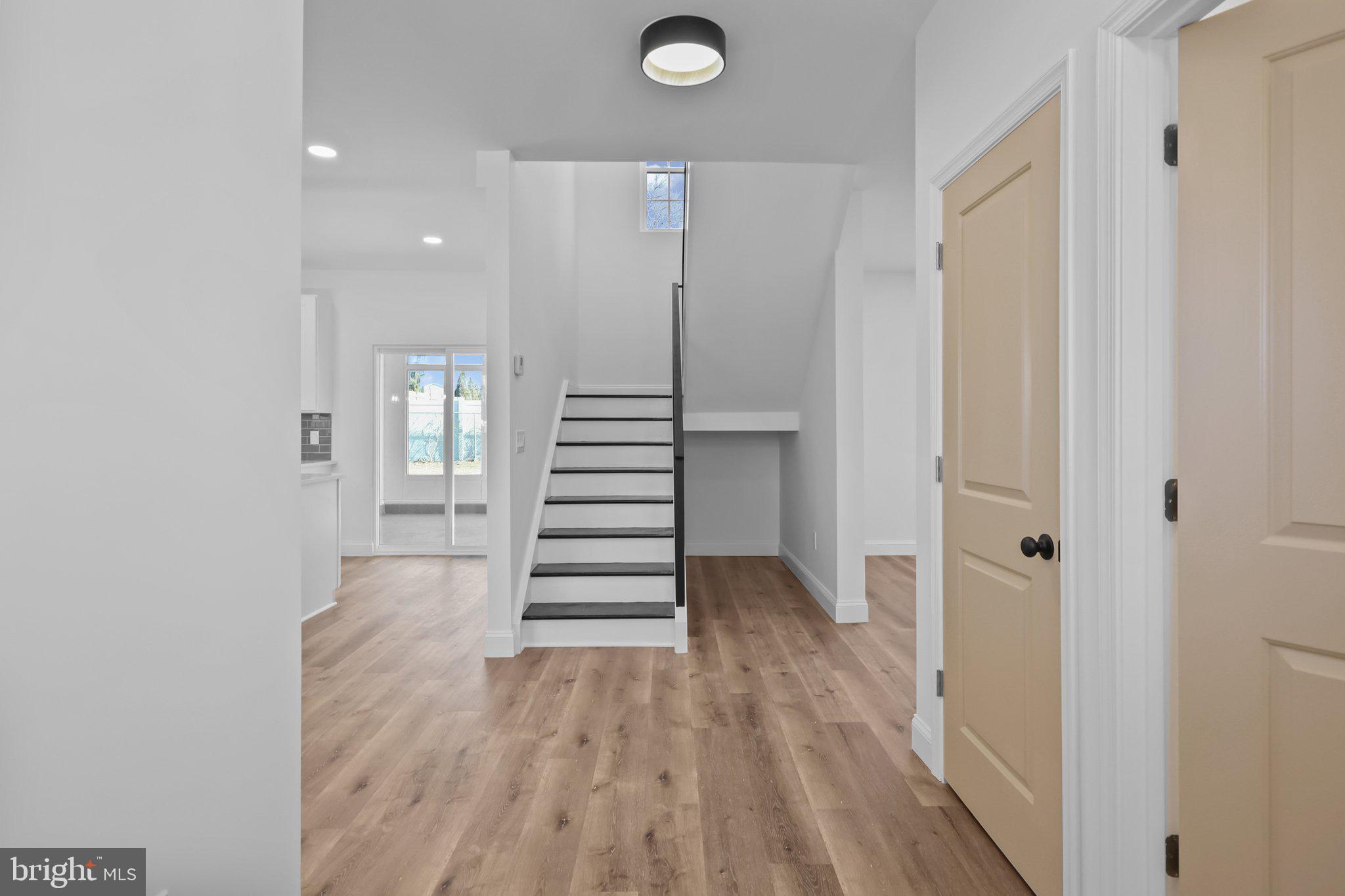 61 Gridiron Road Levittown, PA 19057 - Photo 5 of 49