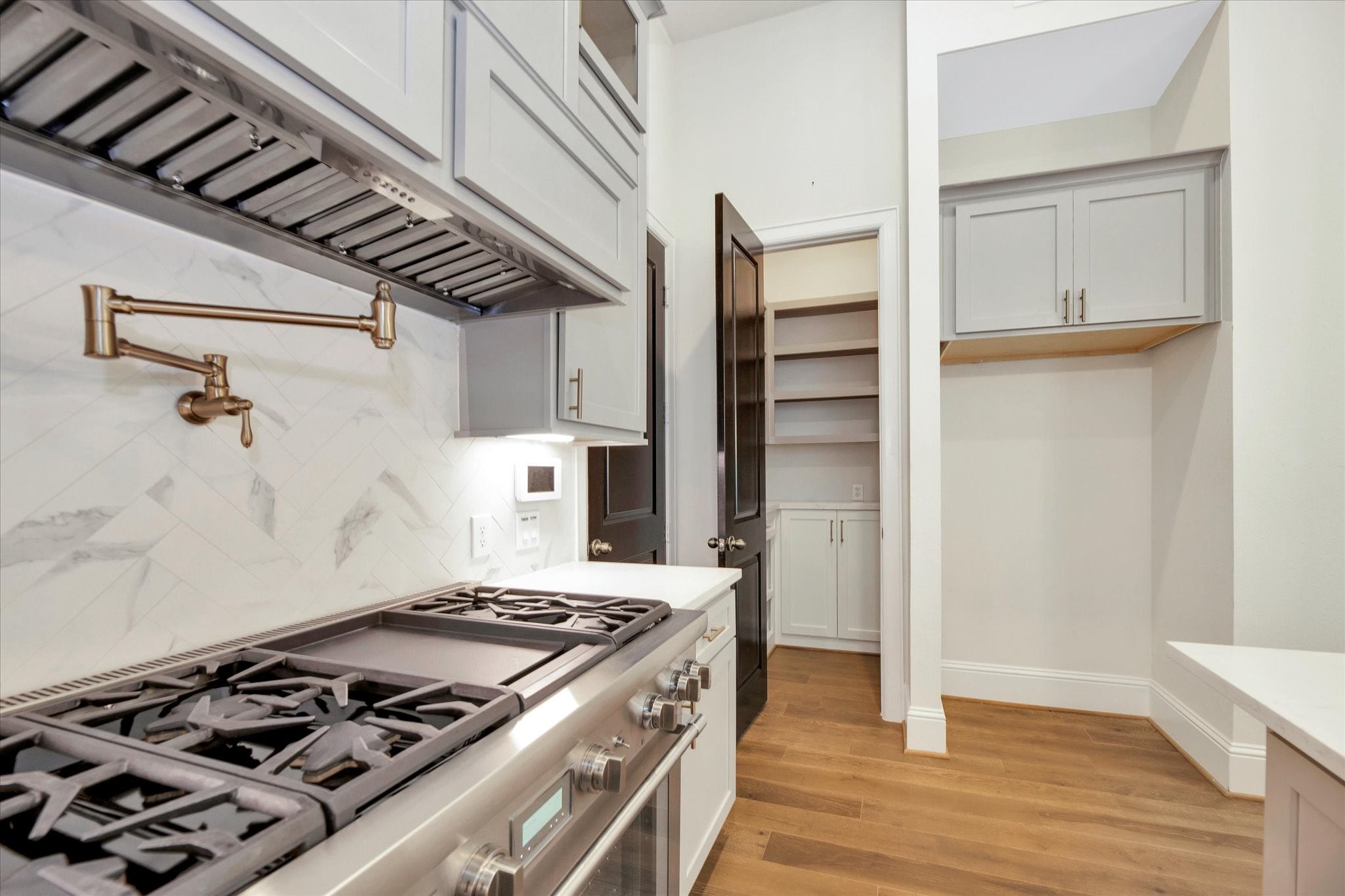 540 West 26th Street, Unit A Houston, TX 77008 - Photo 10 of 47